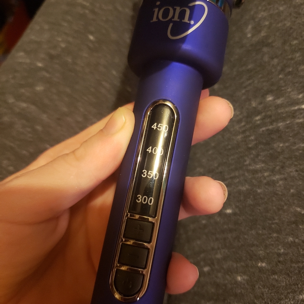 Curler ion.